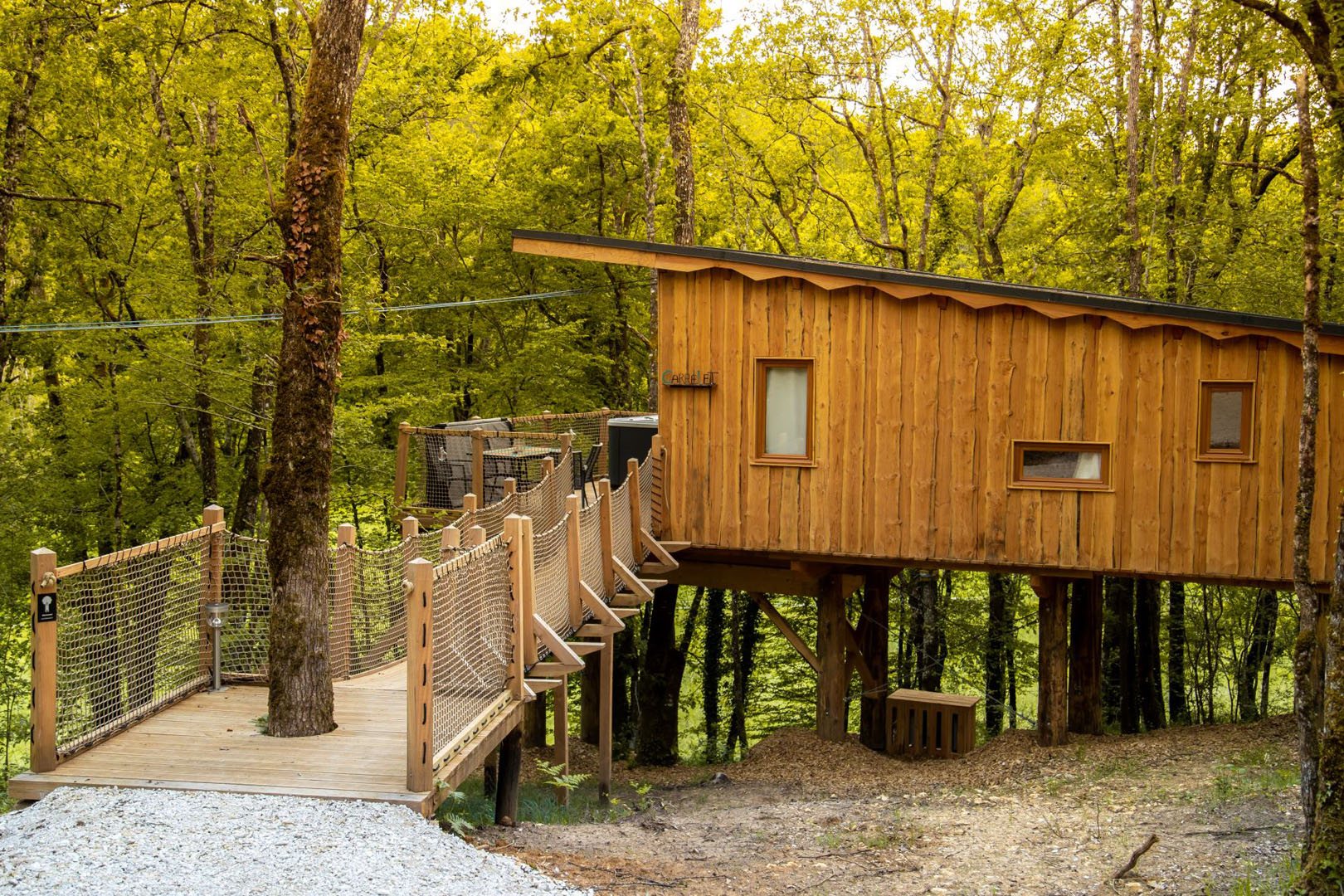 Cabane Carrelet - Nid'en'Ô - Cabanes dans les arbres en Occitanie Lot