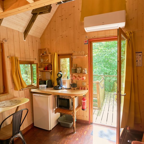 Nid en Ô Cabanes arbres spa Lot Dordogne Cabane Cartoon 6