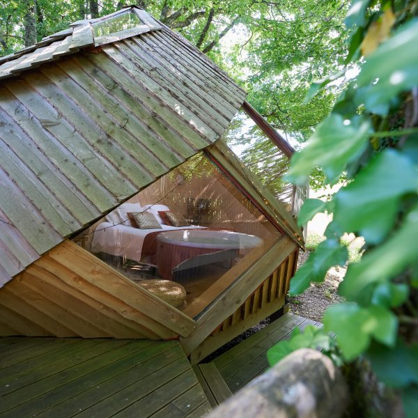 Nid en Ô Cabanes arbres spa Lot Dordogne Cabane Casse Noisette 4