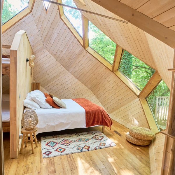Nid en Ô Cabanes arbres spa Lot Dordogne Cabane Casse Noisette 6
