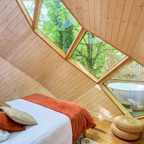 Nid en Ô Cabanes arbres spa Lot Dordogne Cabane Casse Noisette 7
