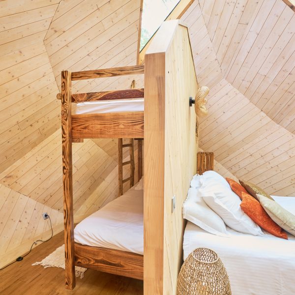 Nid en Ô Cabanes arbres spa Lot Dordogne Cabane Casse Noisette 8