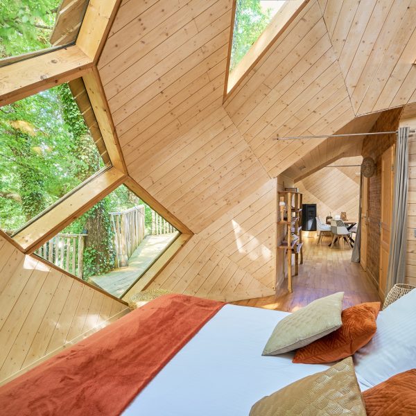 Nid en Ô Cabanes arbres spa Lot Dordogne Cabane Casse Noisette 9