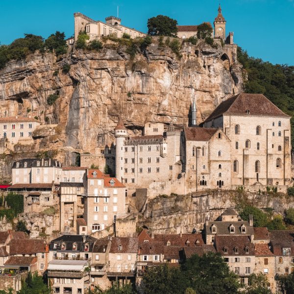 cabanes dans les arbres proche Rocamadour OT Lot