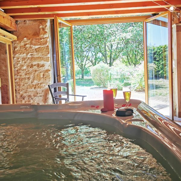 nideno gite piscine spa sauna occitanie lot perigord noir nid en bas 171